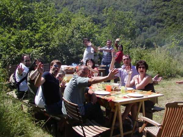 Eating together in the countryside